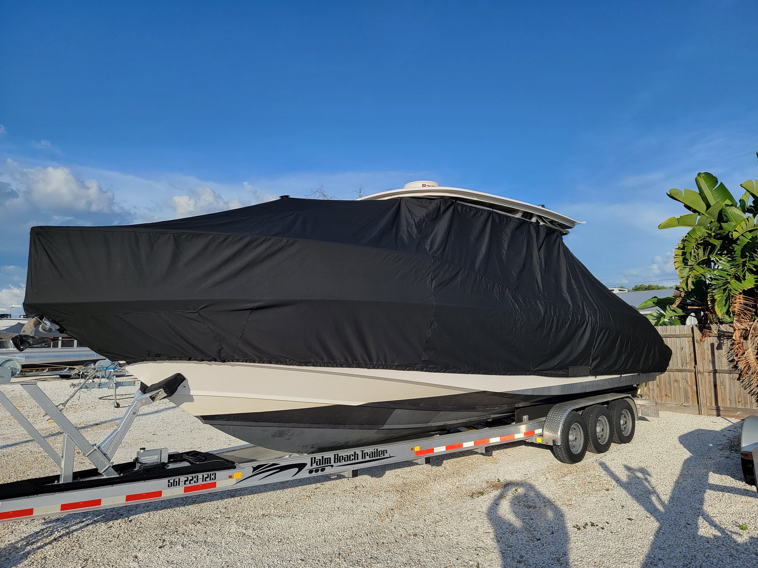 Custom full mooring cover on a Boston Whaler